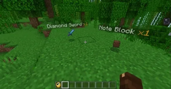 Holographic Item Labels for Enhanced Gameplay - Image 2